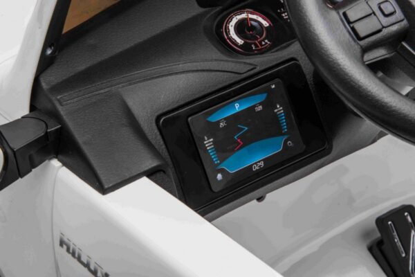 Детский электромобиль Toyota Hillux White