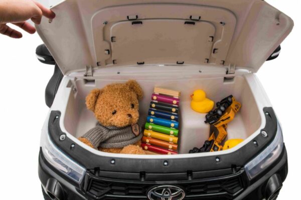 Детский электромобиль Toyota Hillux White